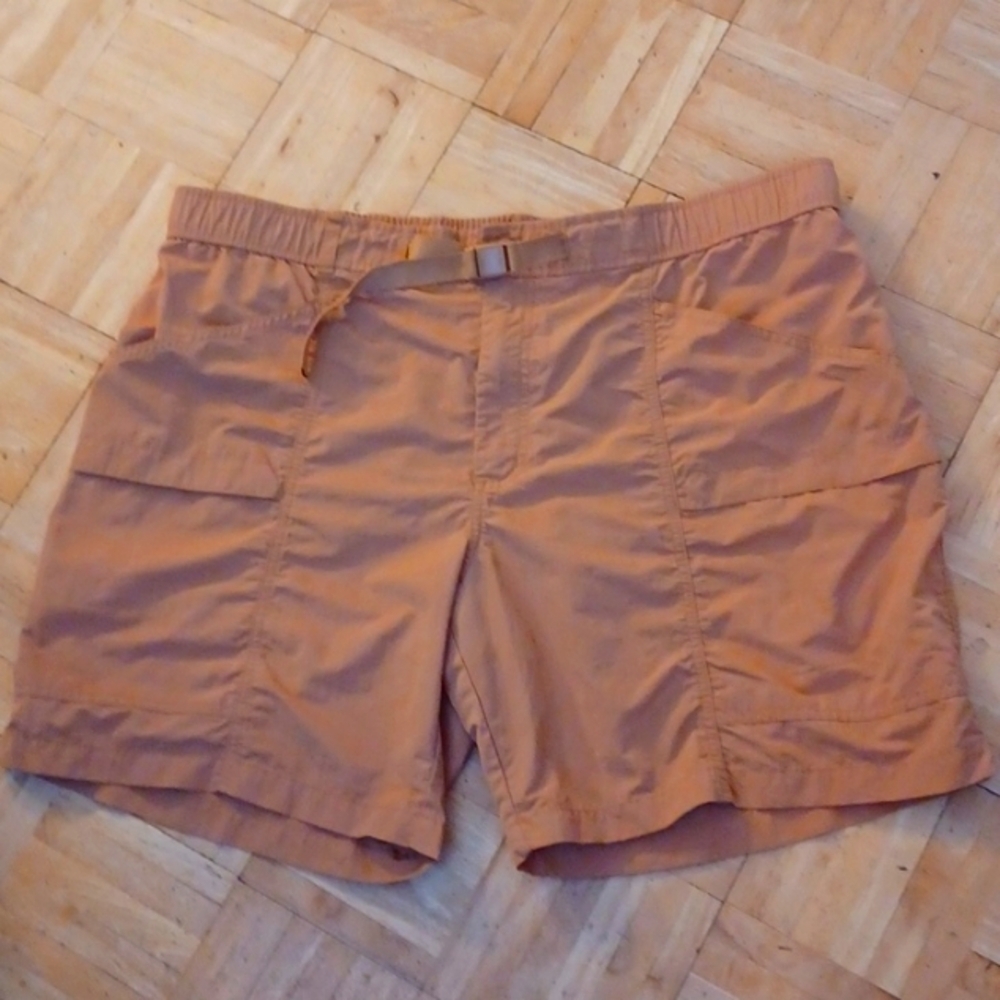 Eddie Bauer shorts mens size XXLARGE nylon fishing shorts